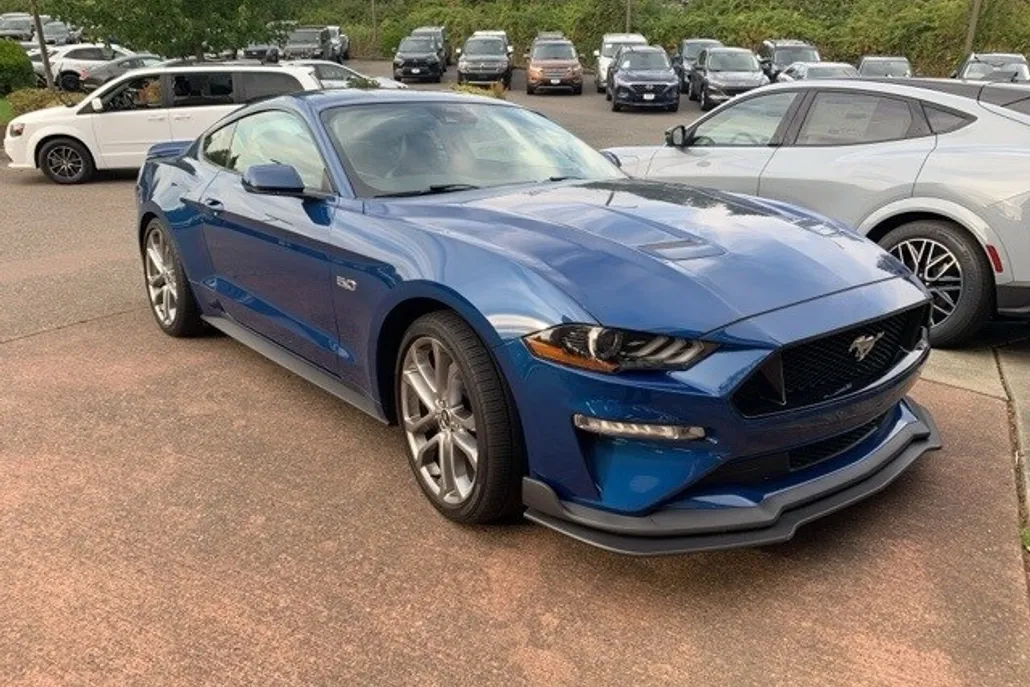 2022 Ford Mustang GT Premium photo 1