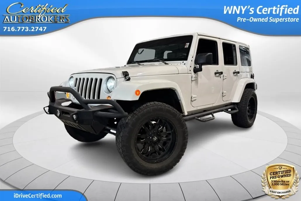 2018 Jeep Wrangler Unlimited Sahara photo 1