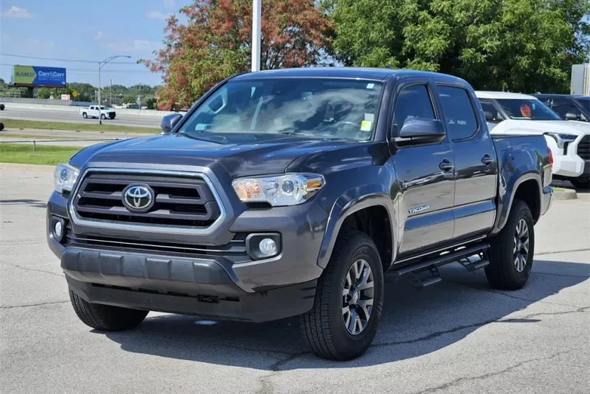 2020 Toyota Tacoma SR5 photo 1