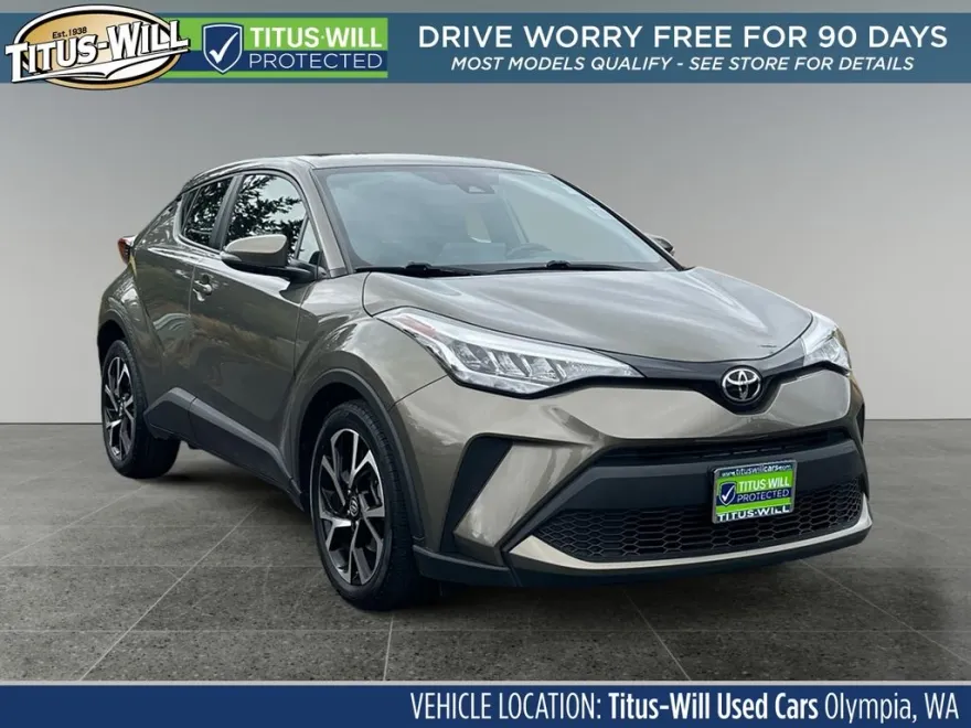 2021 Toyota C-HR XLE photo 1