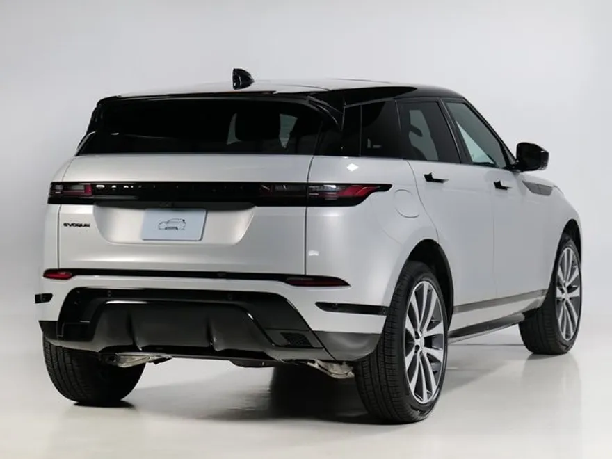 2026 Land Rover Range Rover Evoque Dynamic SE photo 1