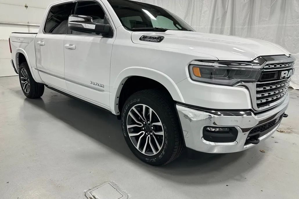 2025 Ram 1500 Limited photo 1