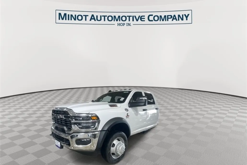 2025 Ram 5500 Tradesman photo 1