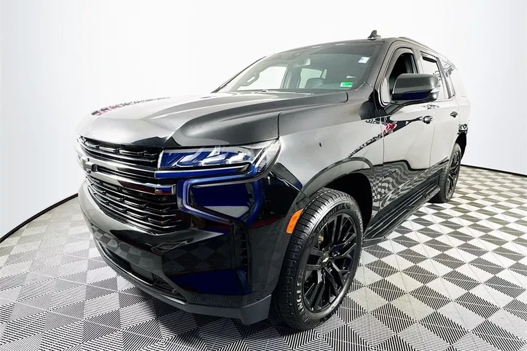 2022 Chevrolet Tahoe RST photo 1