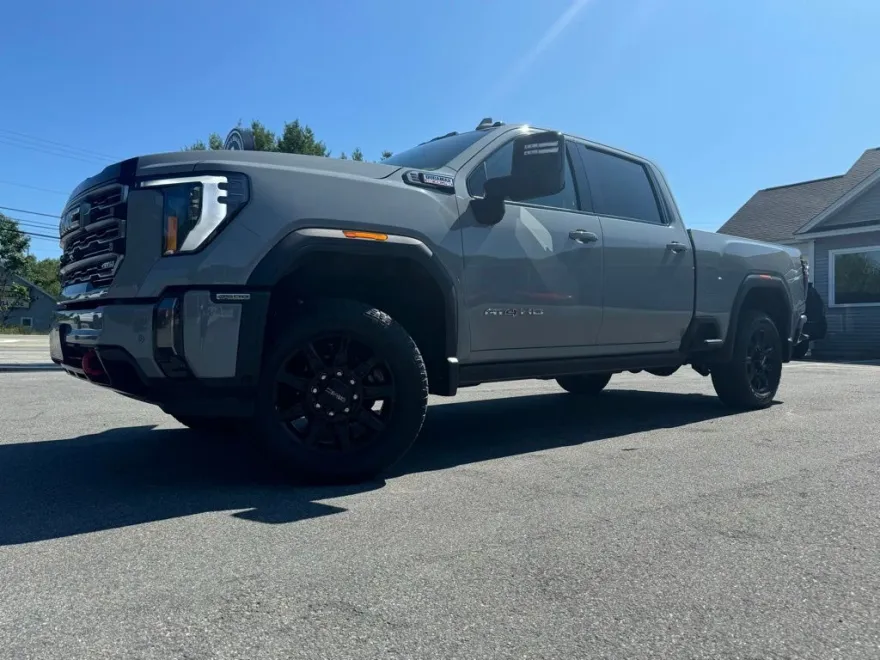2024 Gmc Sierra 2500 HD AT4 photo 1
