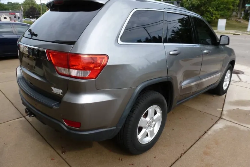 2013 Jeep Grand Cherokee Laredo X photo 1
