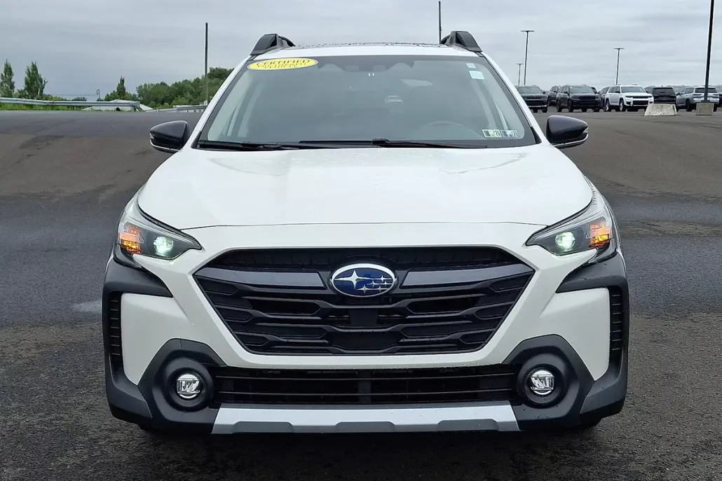 2024 Subaru Outback Limited photo 1