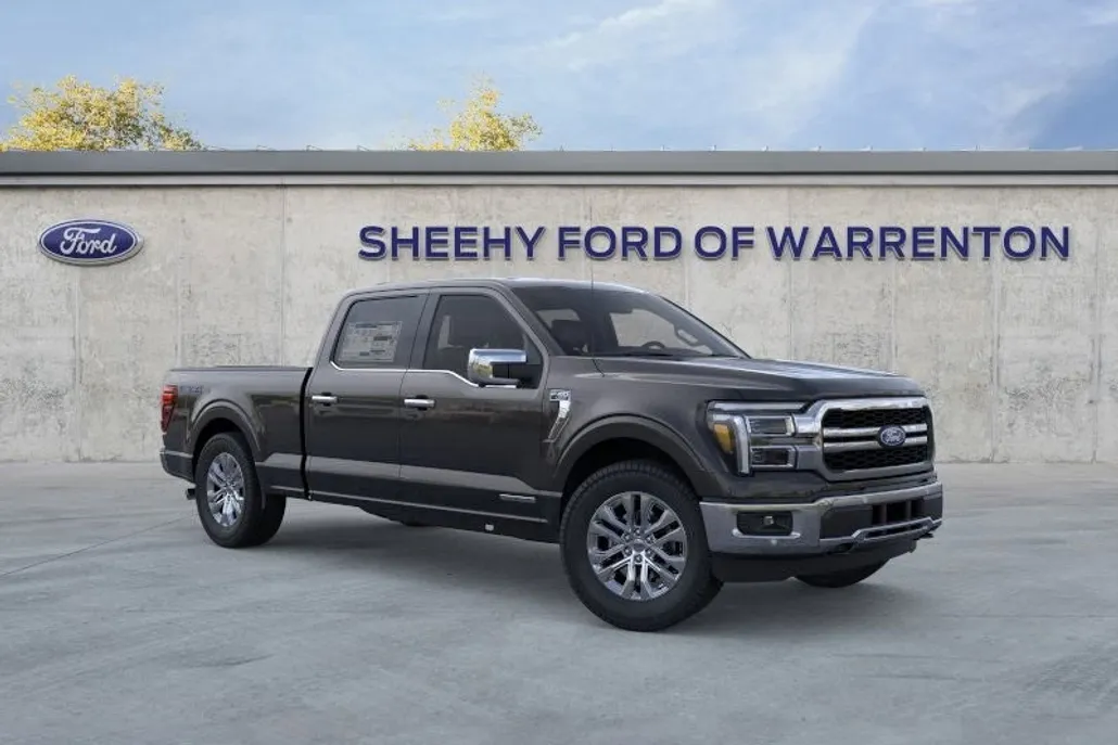 2025 Ford F-150 Lariat photo 1
