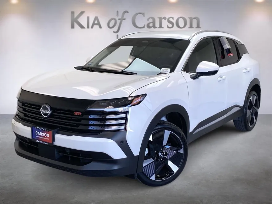 2025 Nissan Kicks SR photo 1