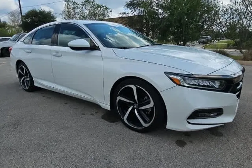 2020 Honda Accord Sport 2.0T photo 1