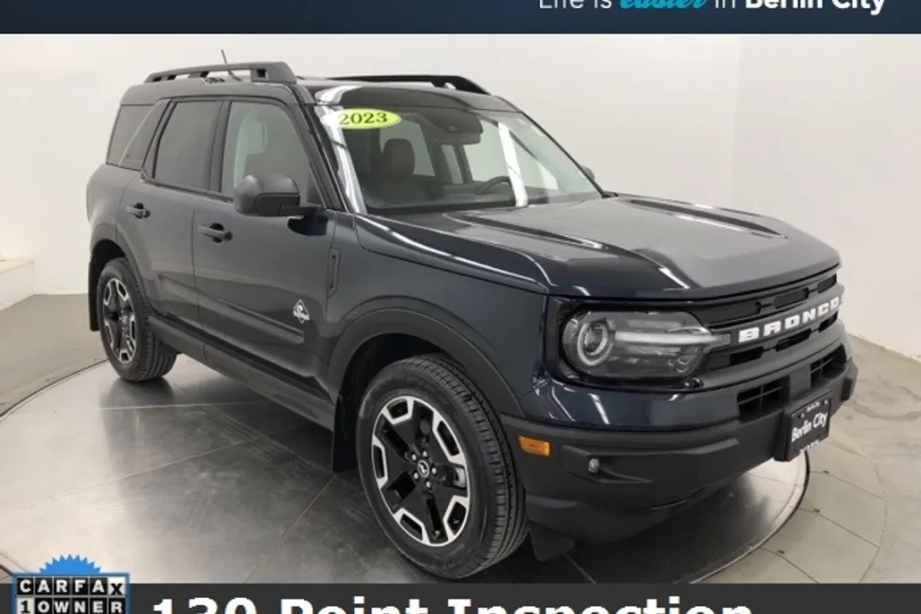 2023 Ford Bronco Sport Outer Banks photo 1