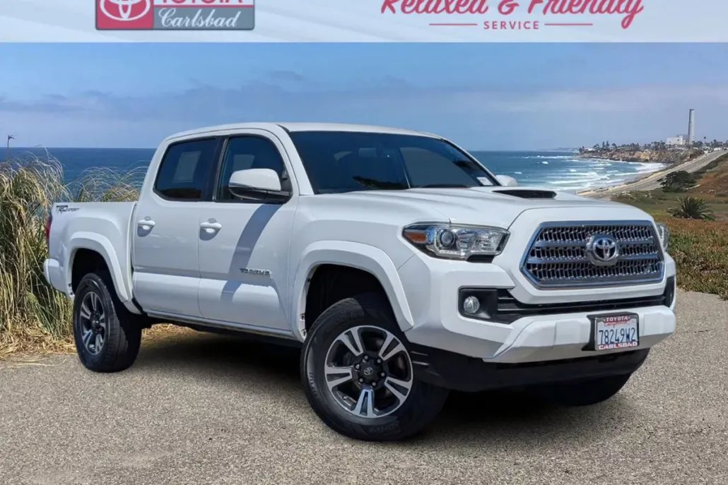 2016 Toyota Tacoma SR5 V6 photo 1