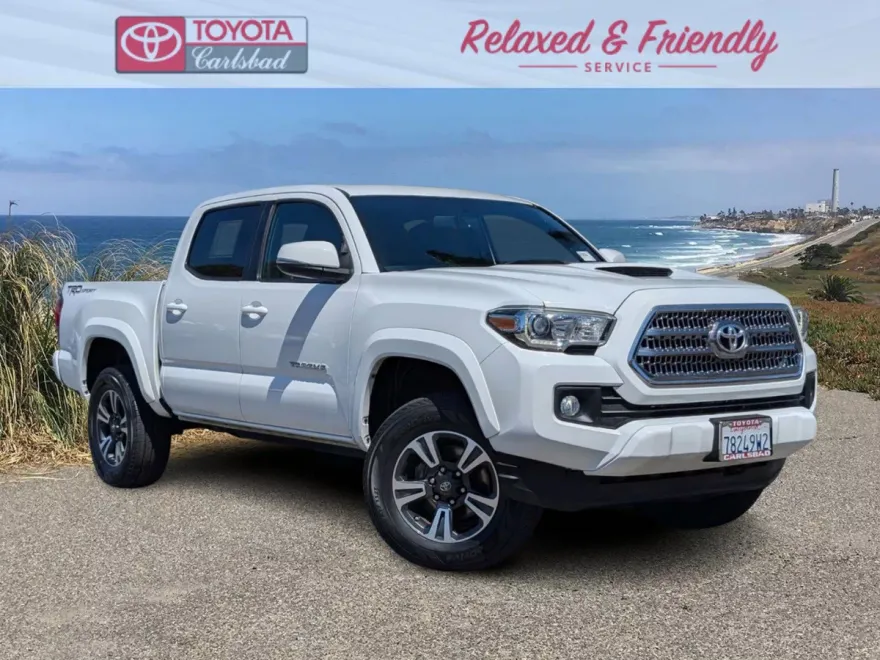 2016 Toyota Tacoma SR5 V6 photo 1