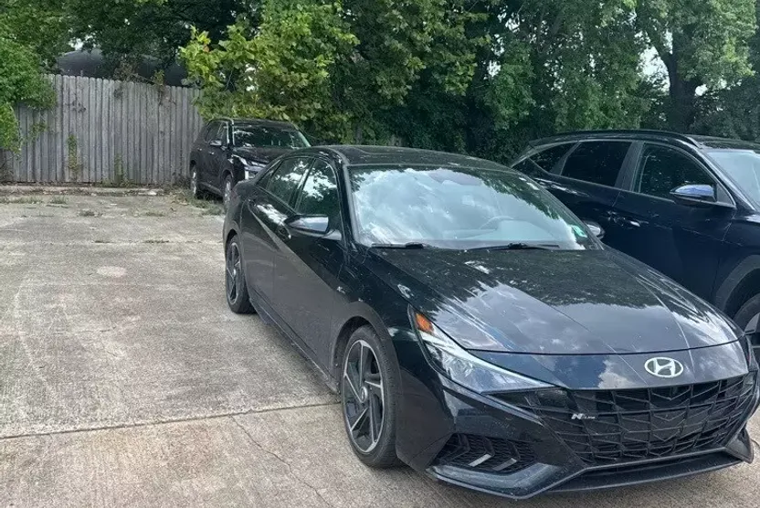 2023 Hyundai Elantra N Line photo 1