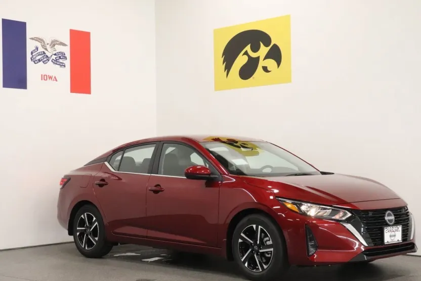2025 Nissan Sentra SV photo 1