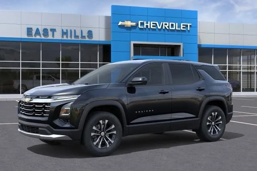 2025 Chevrolet Equinox LT photo 1
