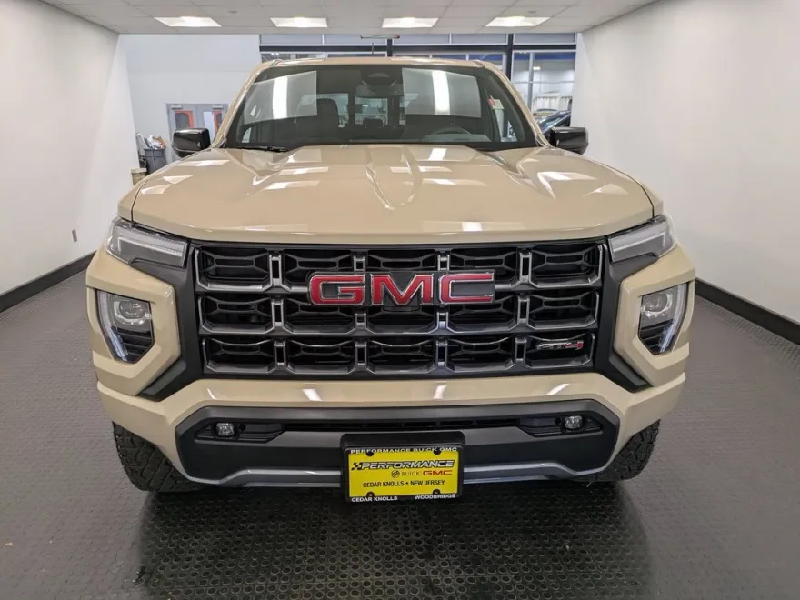 2023 Gmc Canyon AT4 photo 1
