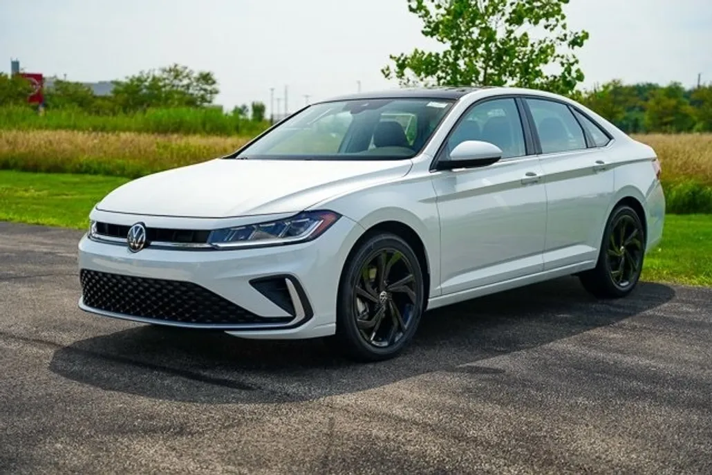 2025 Volkswagen Jetta 1.5T SE photo 1