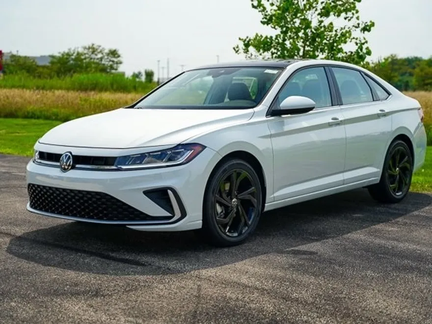 2025 Volkswagen Jetta 1.5T SE photo 1