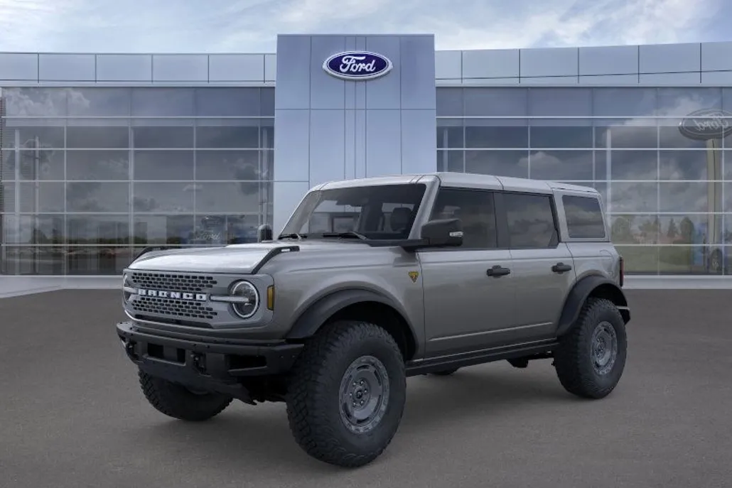 2025 Ford Bronco Badlands photo 1