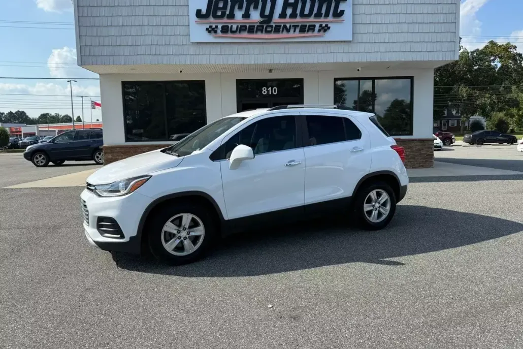 2020 Chevrolet Trax LT photo 1