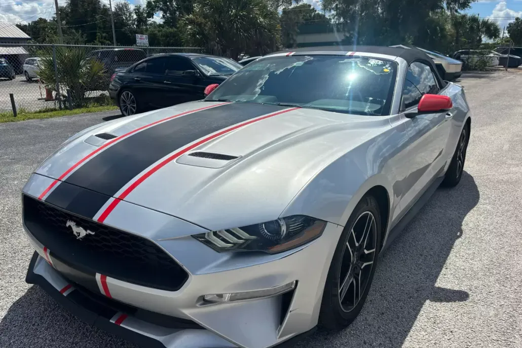 2018 Ford Mustang EcoBoost Premium Convertible photo 1