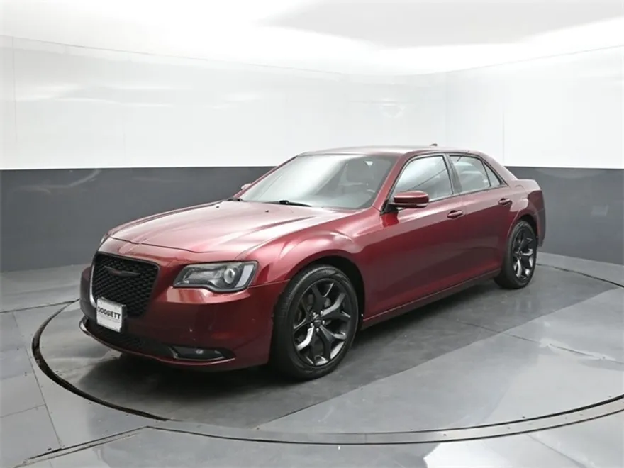 2021 Chrysler 300 S photo 1