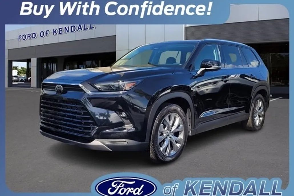 2024 Toyota Grand Highlander Limited photo 1