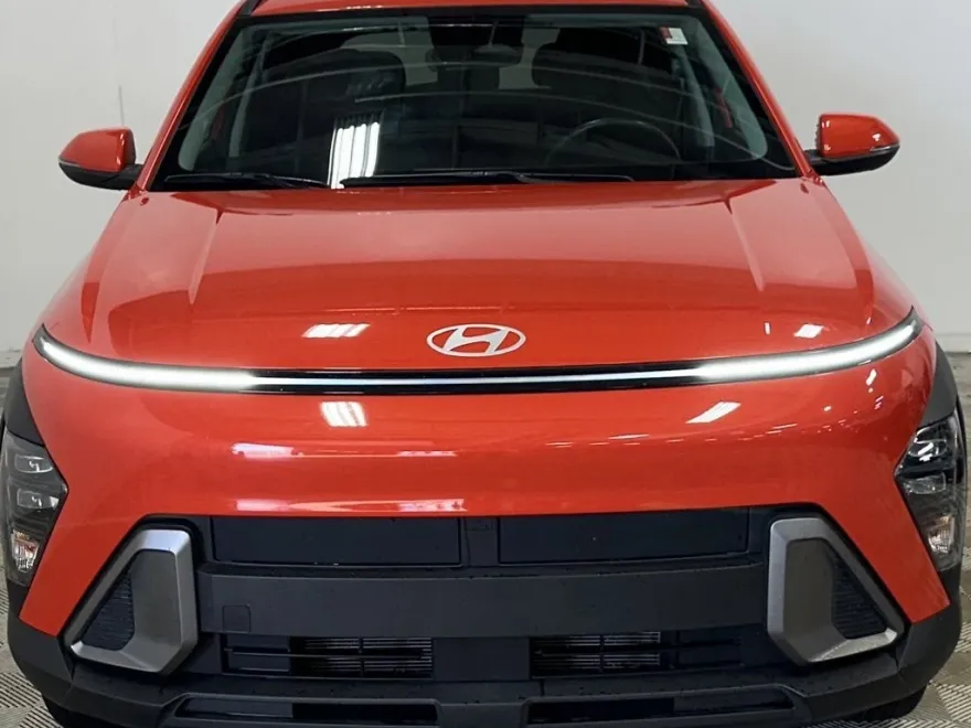 2024 Hyundai Kona SEL photo 1