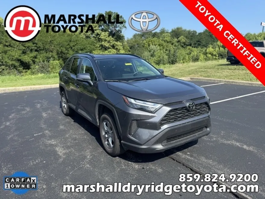 2024 Toyota RAV4 XLE photo 1