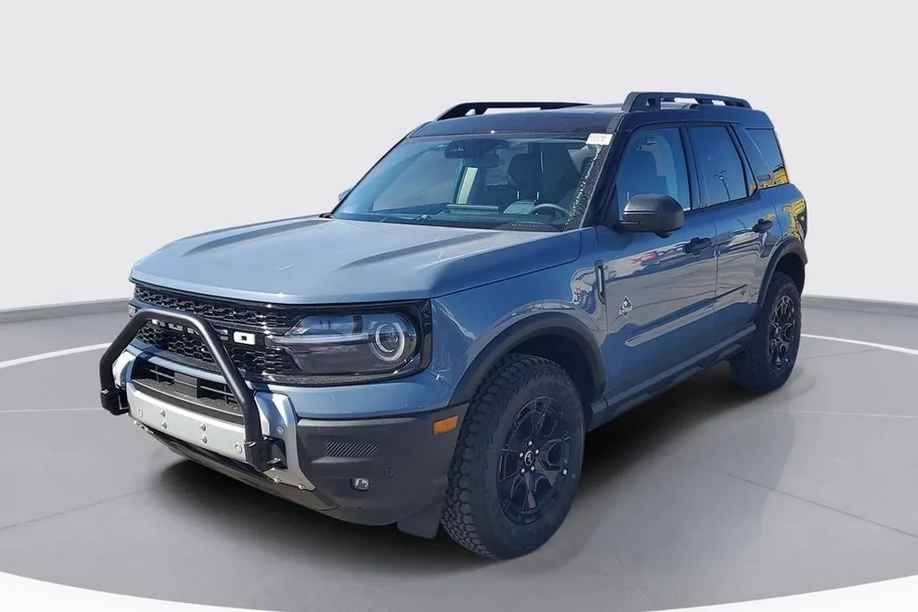 2025 Ford Bronco Sport Outer Banks photo 1