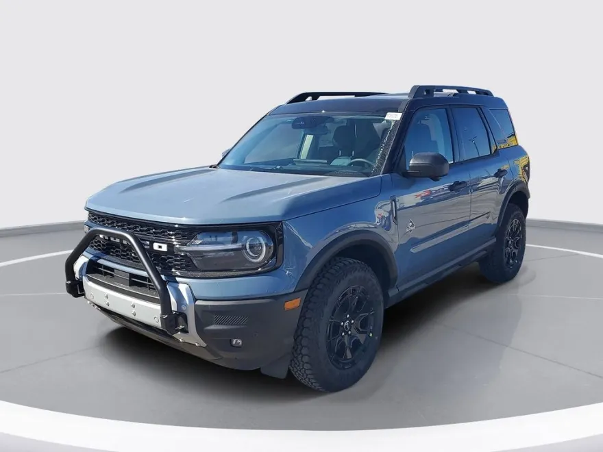 2025 Ford Bronco Sport Outer Banks photo 1