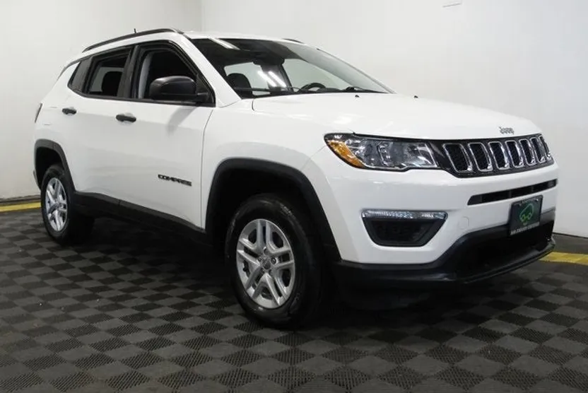 2018 Jeep Compass Sport photo 1
