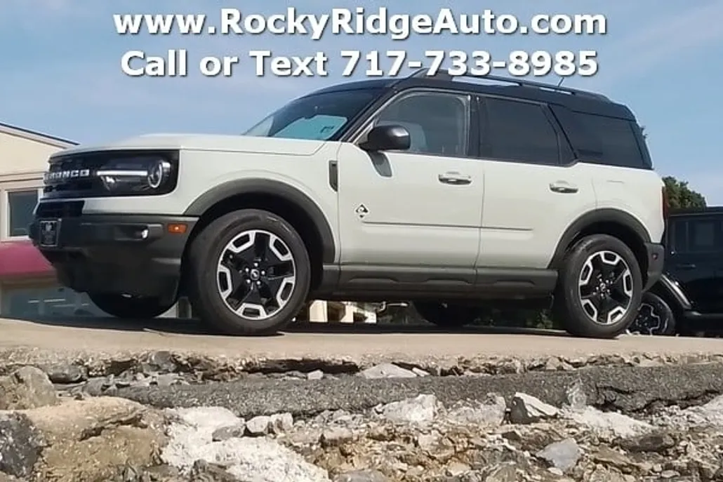 2021 Ford Bronco Outer Banks photo 1