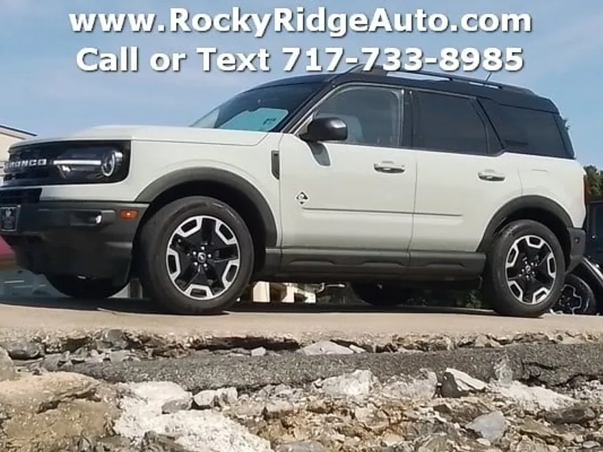 2021 Ford Bronco Outer Banks photo 1