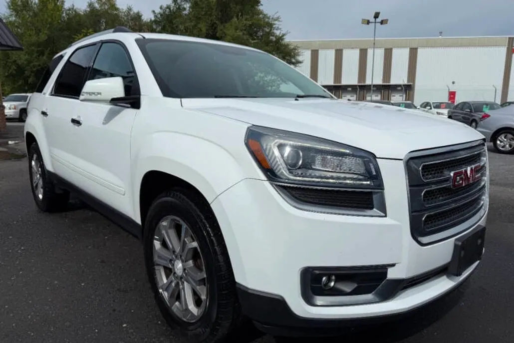 2016 Gmc Acadia SLT photo 1