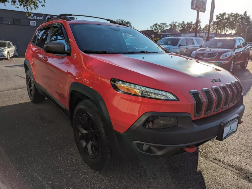 2017 Jeep Cherokee Trailhawk photo 1