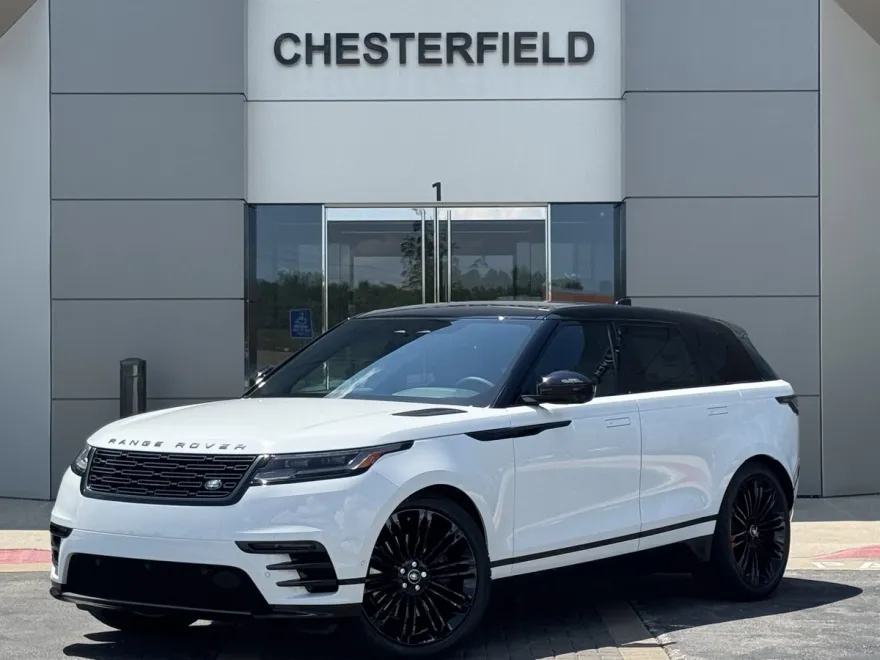2026 Land Rover Range Rover Velar SE photo 1