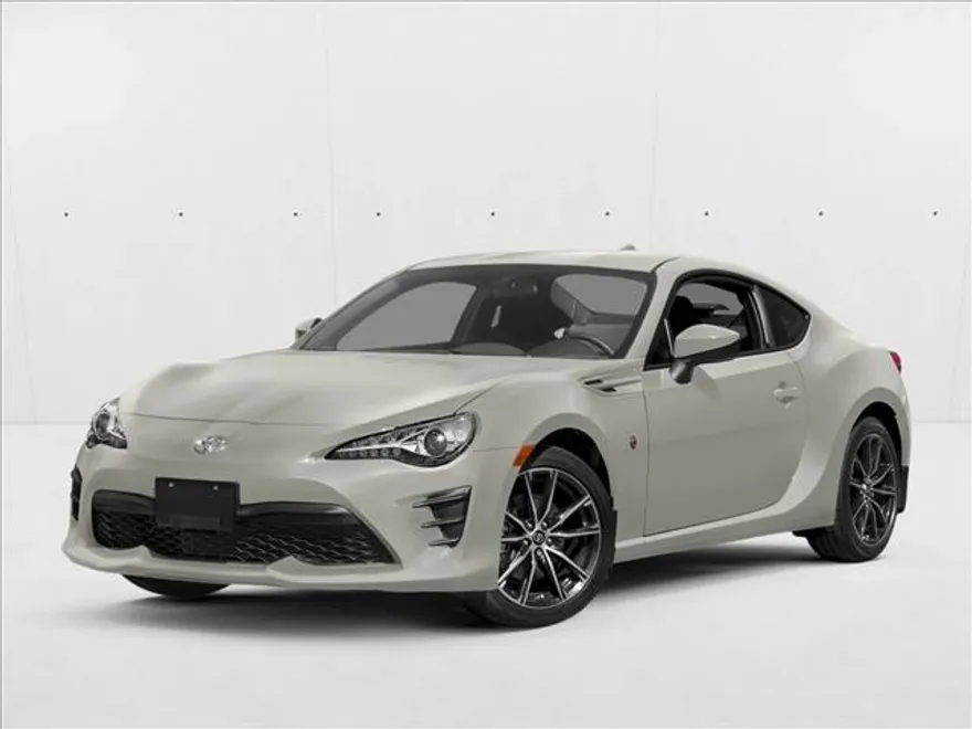 2017 Toyota GR86 Base photo 1