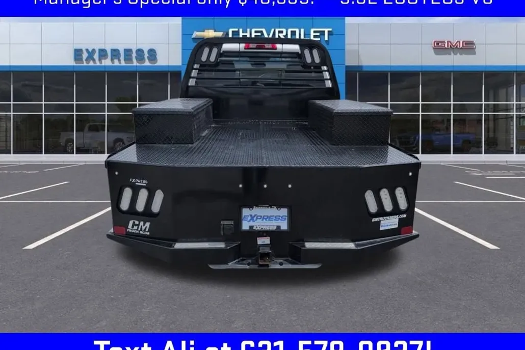2025 Chevrolet Silverado 1500 photo 1