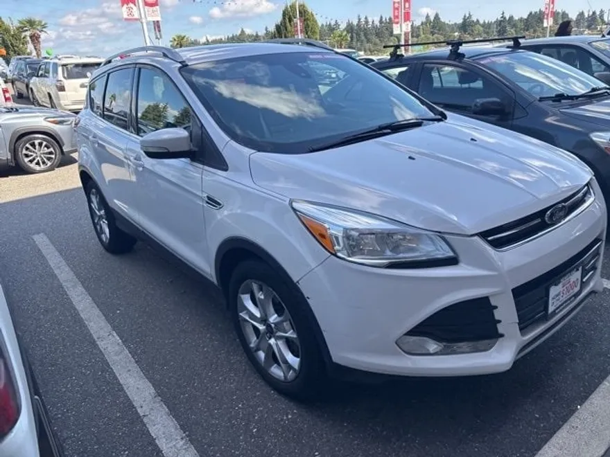 2016 Ford Escape Titanium photo 1