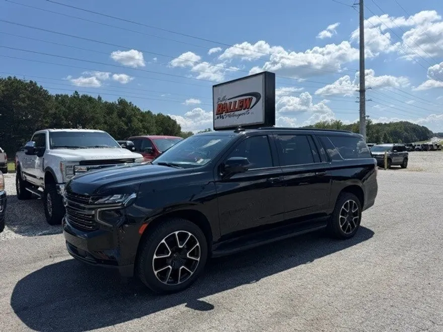 2021 Chevrolet Suburban RST photo 1