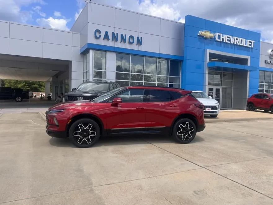 2023 Chevrolet Blazer RS photo 1