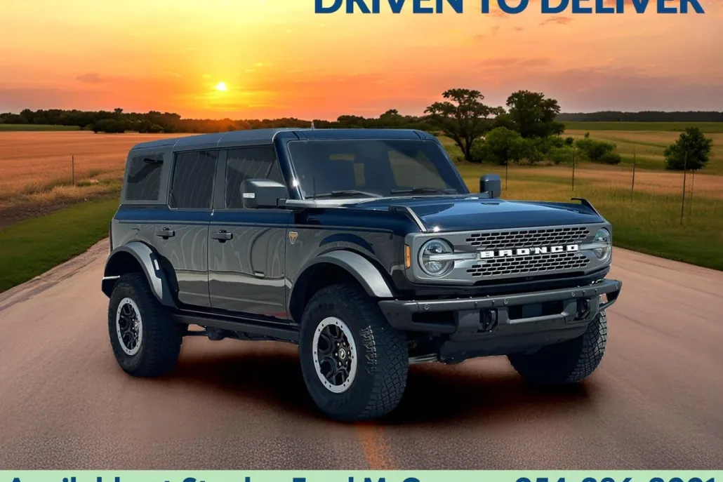 2023 Ford Bronco Badlands photo 1