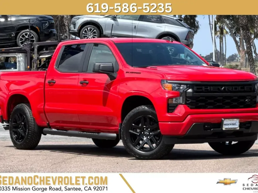 2025 Chevrolet Silverado 1500 Custom photo 1