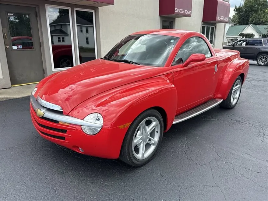 2004 Chevrolet SSR photo 1