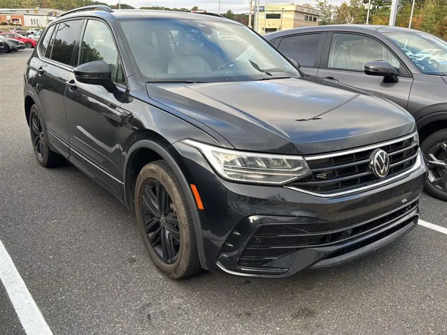 2022 Volkswagen Tiguan SE R-Line Black photo 1