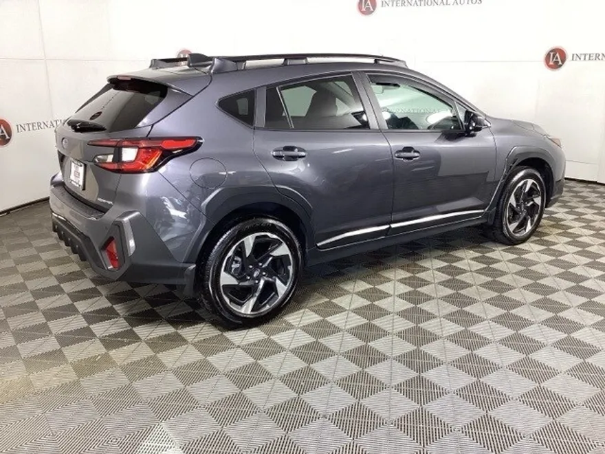2024 Subaru Crosstrek Limited photo 1