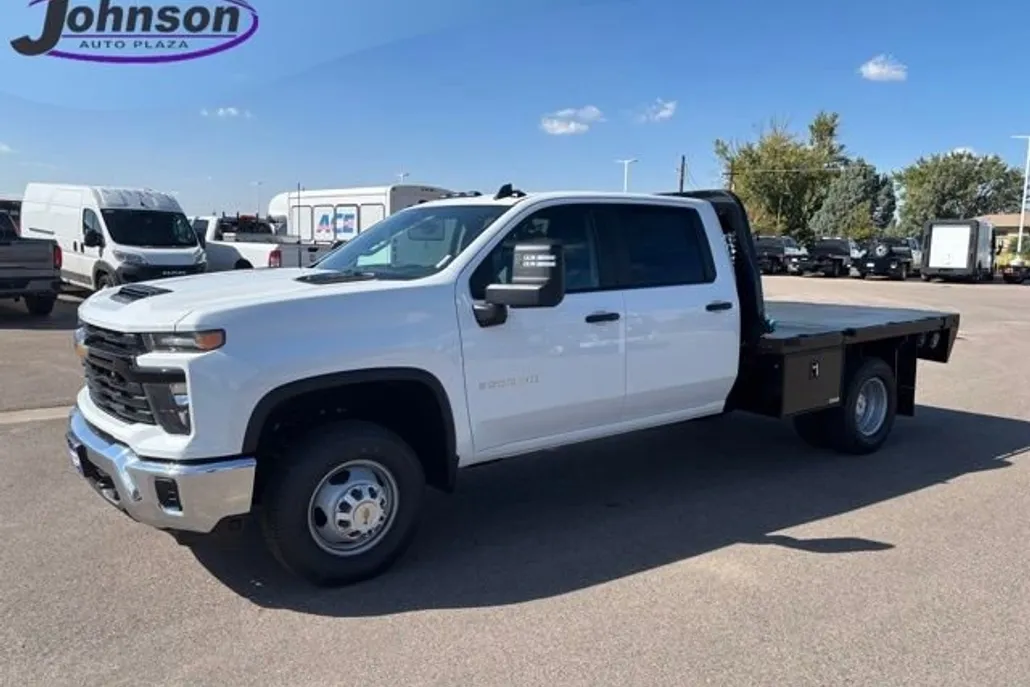 2025 Chevrolet Silverado 3500HD Work Truck photo 1