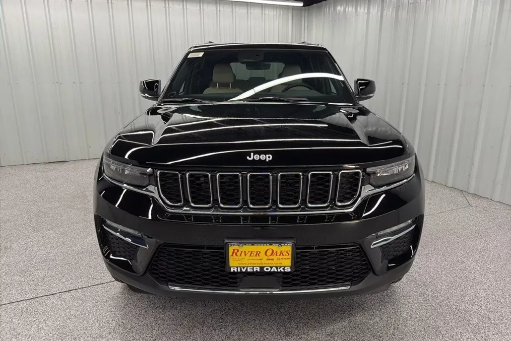 2025 Jeep Grand Cherokee Limited photo 1